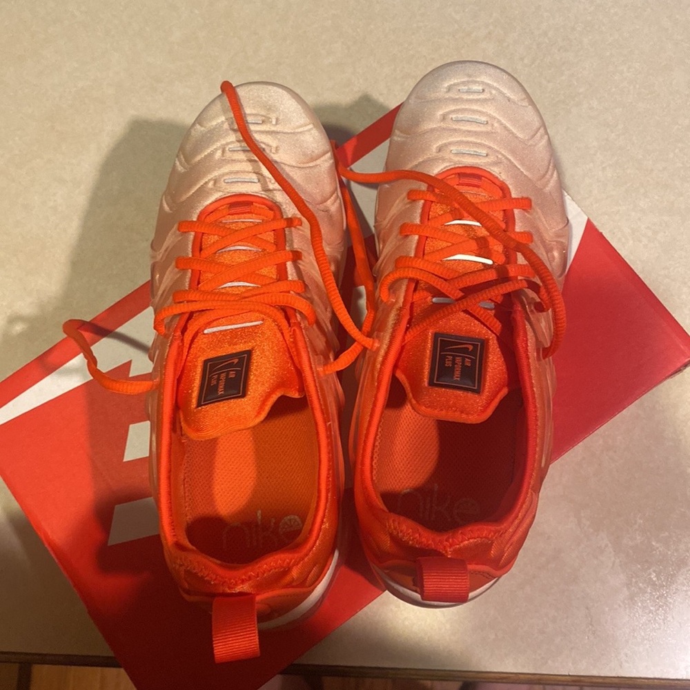 Nike Women's Orange and Pink Gradient Air VaporMax Plus Sneakers - Picture 5 of 8